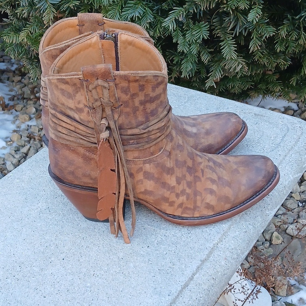 Lucchese womens Robyn western boot size 9, EUC - Picture 7 of 12